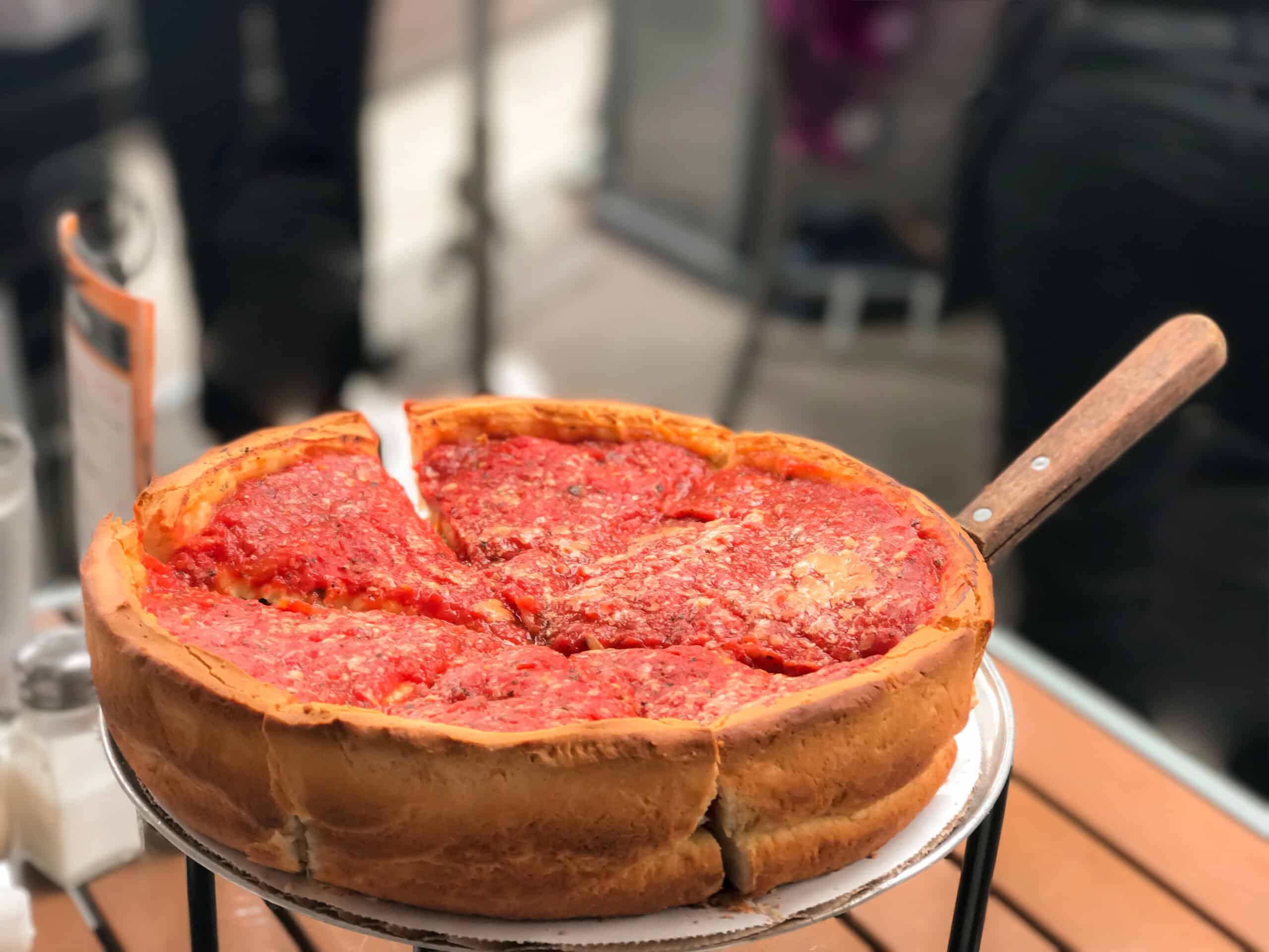20 Things to Eat in Chicago: A Foodie’s Delight